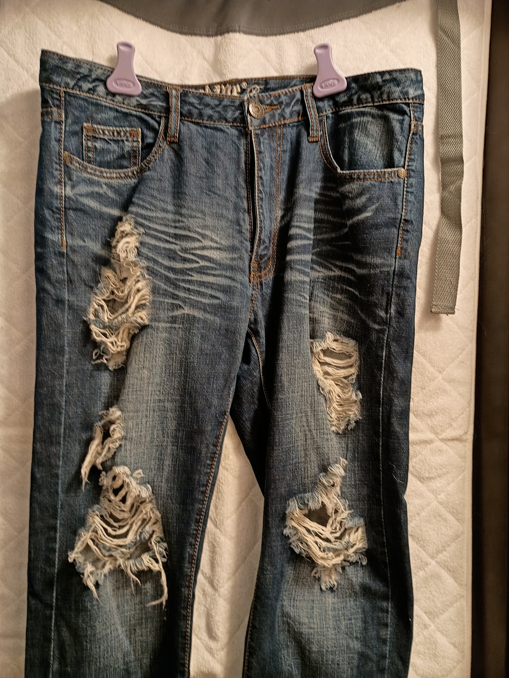 Machine Distressed Boyfriend Jeans — Dark Blue Machine